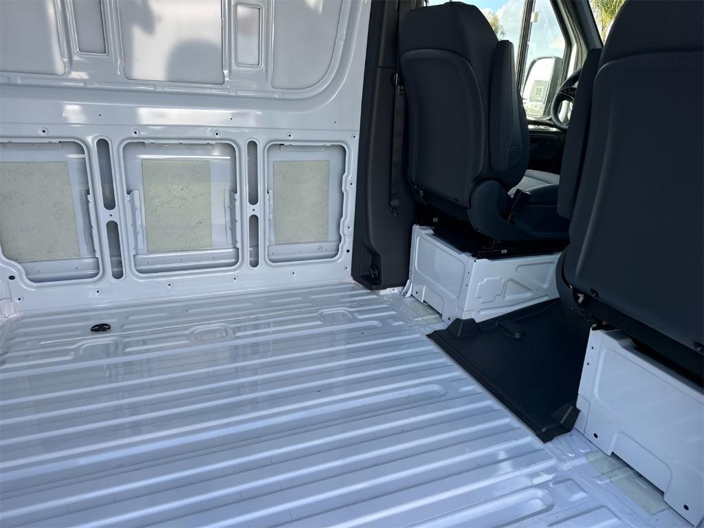 new 2026 Mercedes-Benz Sprinter 2500 car, priced at $66,080