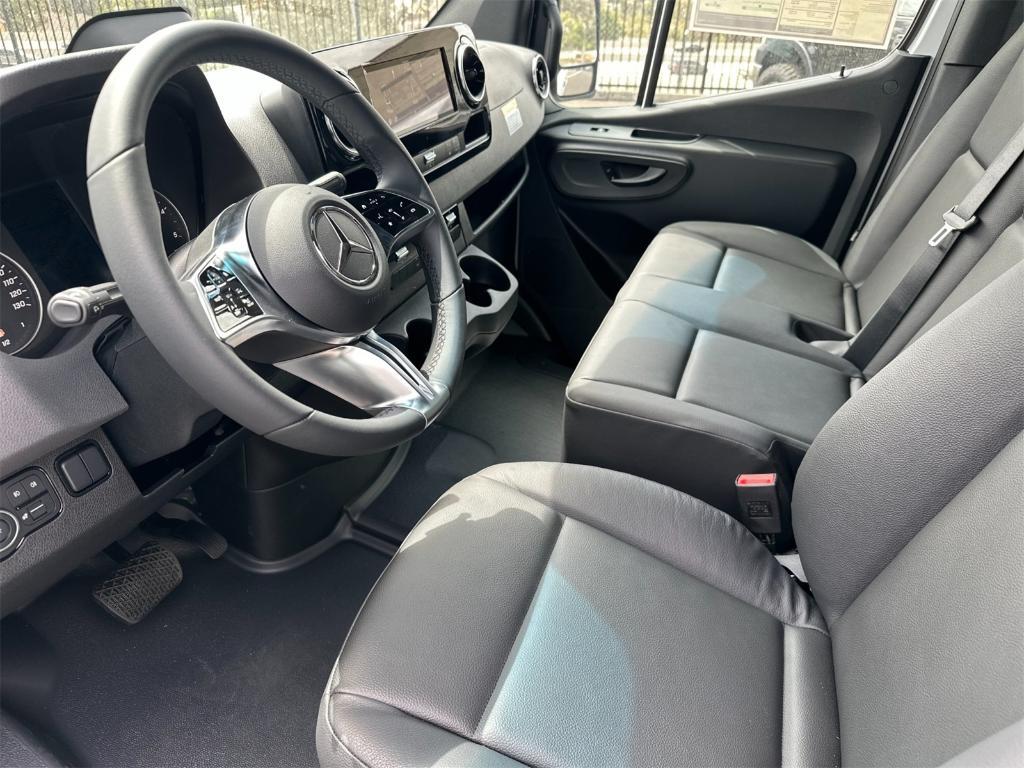 new 2025 Mercedes-Benz Sprinter 2500 car, priced at $69,147
