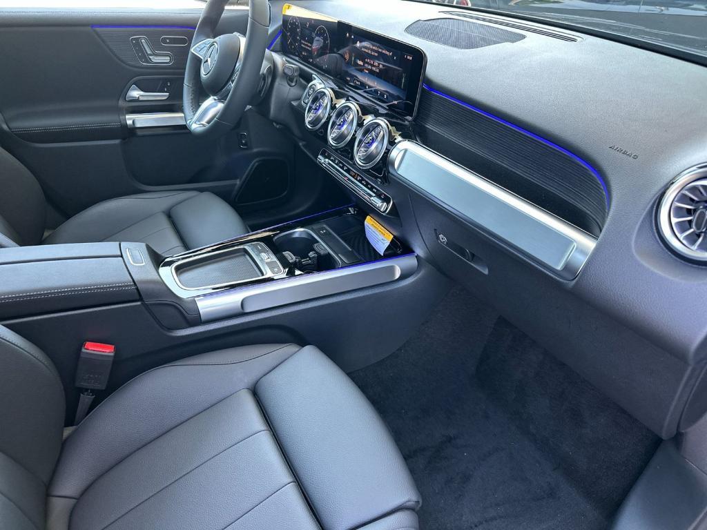 new 2026 Mercedes-Benz GLB 250 car, priced at $50,195
