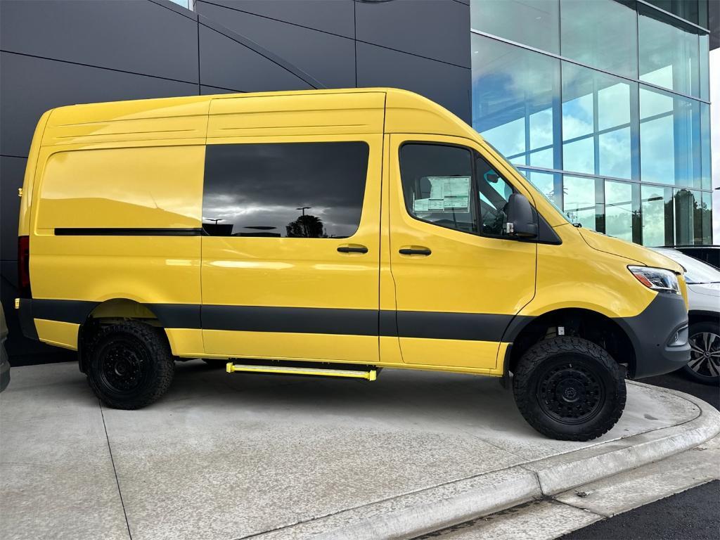 new 2025 Mercedes-Benz Sprinter 2500 car, priced at $86,196