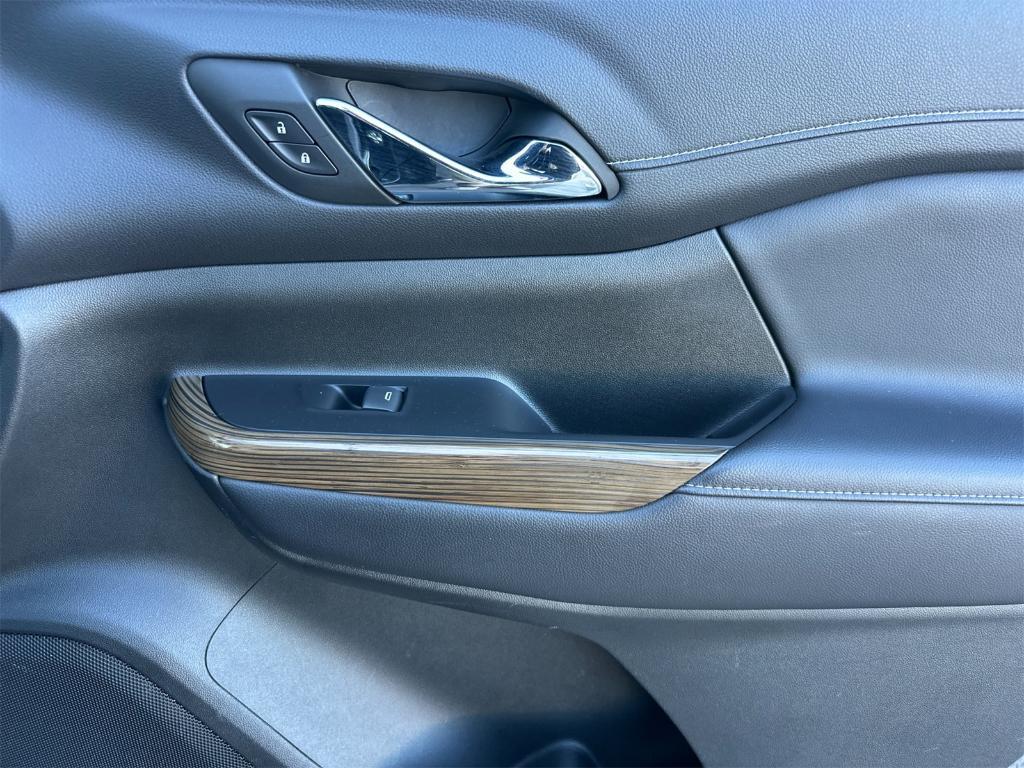 used 2023 GMC Acadia car, priced at $23,397