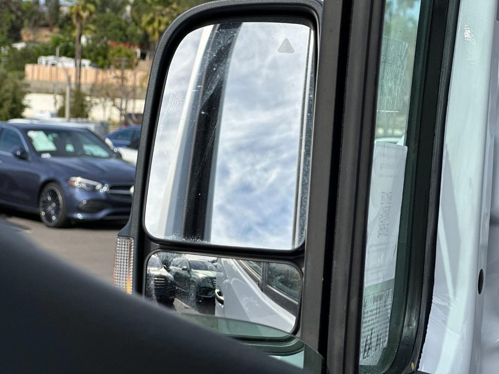 new 2026 Mercedes-Benz Sprinter 2500 car, priced at $68,665