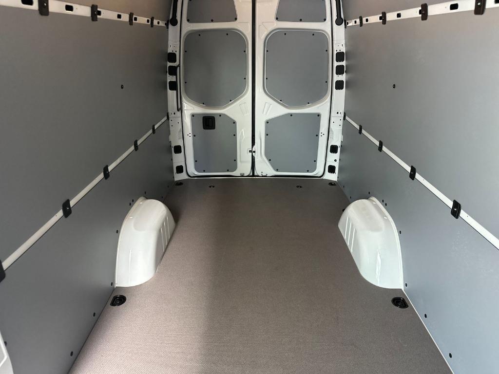 new 2026 Mercedes-Benz Sprinter 2500 car, priced at $68,665