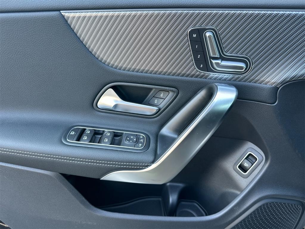 new 2025 Mercedes-Benz CLA 250 car, priced at $47,550