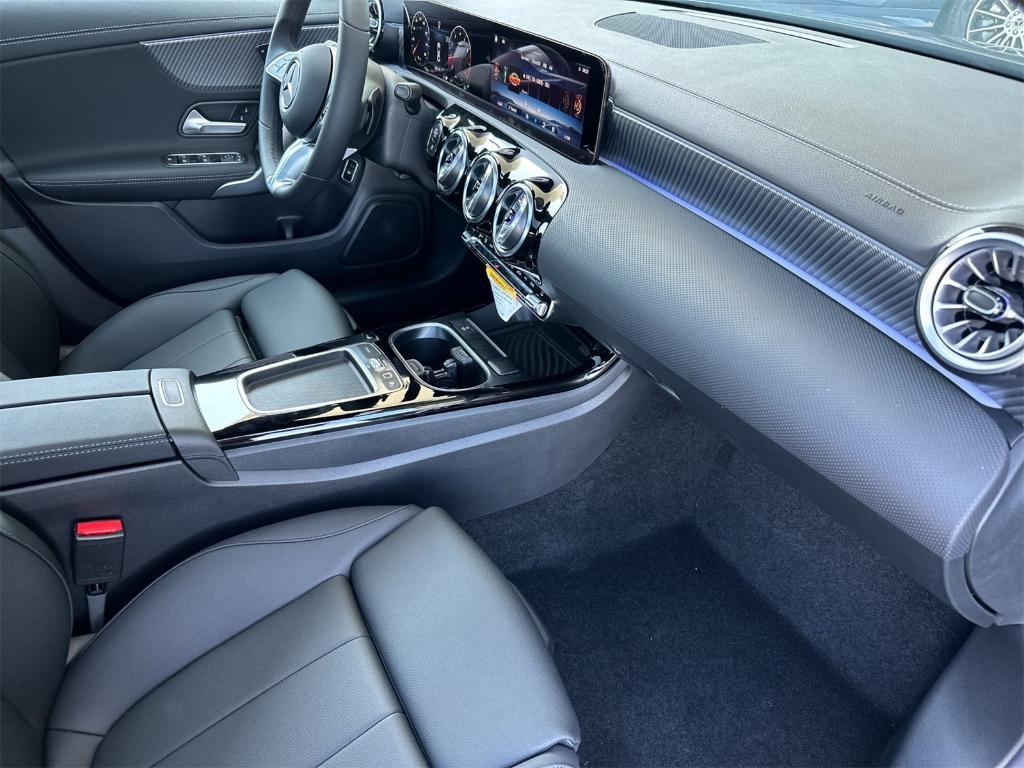 new 2025 Mercedes-Benz CLA 250 car, priced at $47,550