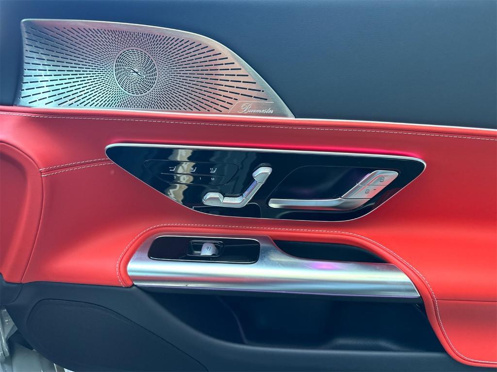 used 2024 Mercedes-Benz AMG SL 55 car, priced at $129,635