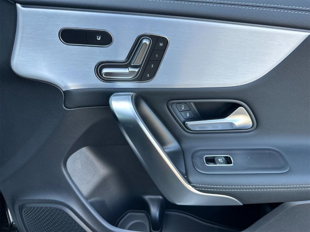 new 2025 Mercedes-Benz CLA 250 car, priced at $48,865