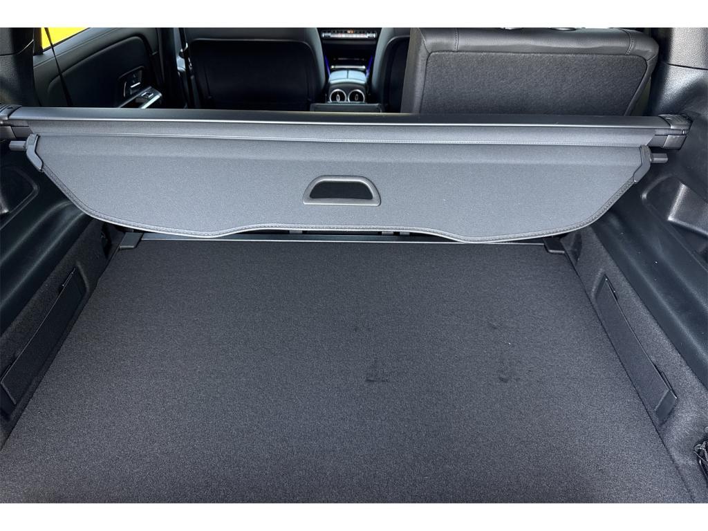 new 2025 Mercedes-Benz GLA 250 car, priced at $46,195