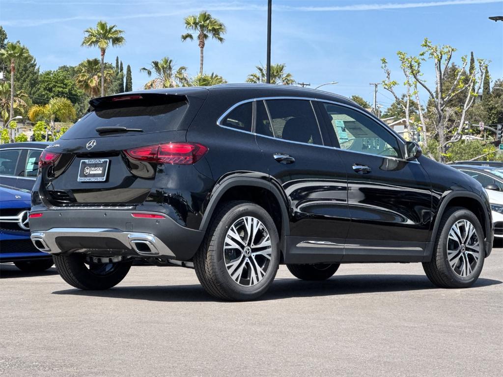 new 2025 Mercedes-Benz GLA 250 car, priced at $46,195