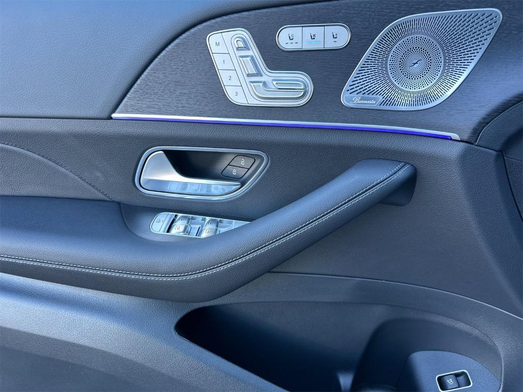 new 2026 Mercedes-Benz GLS 450 car, priced at $96,995