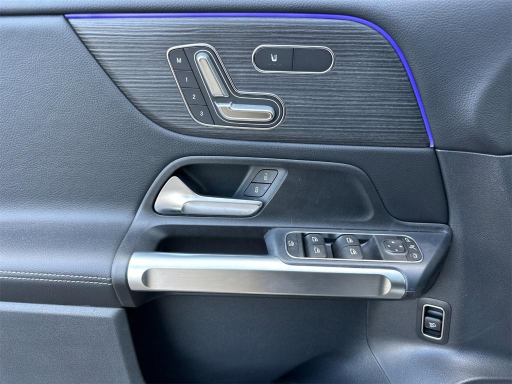 new 2026 Mercedes-Benz GLB 250 car, priced at $50,740