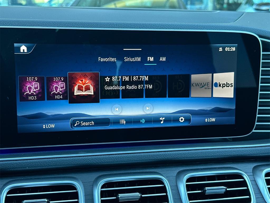 new 2026 Mercedes-Benz GLE 450 car, priced at $79,700