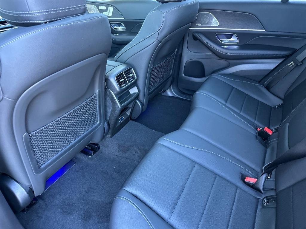 new 2026 Mercedes-Benz GLE 450 car, priced at $79,700
