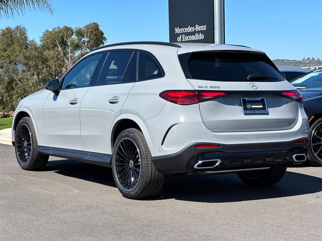 new 2025 Mercedes-Benz GLC 300 car, priced at $61,805
