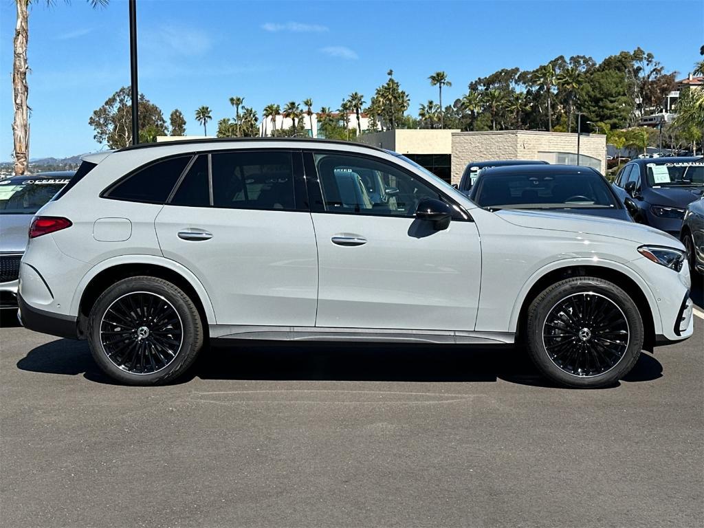 new 2025 Mercedes-Benz GLC 300 car, priced at $61,805
