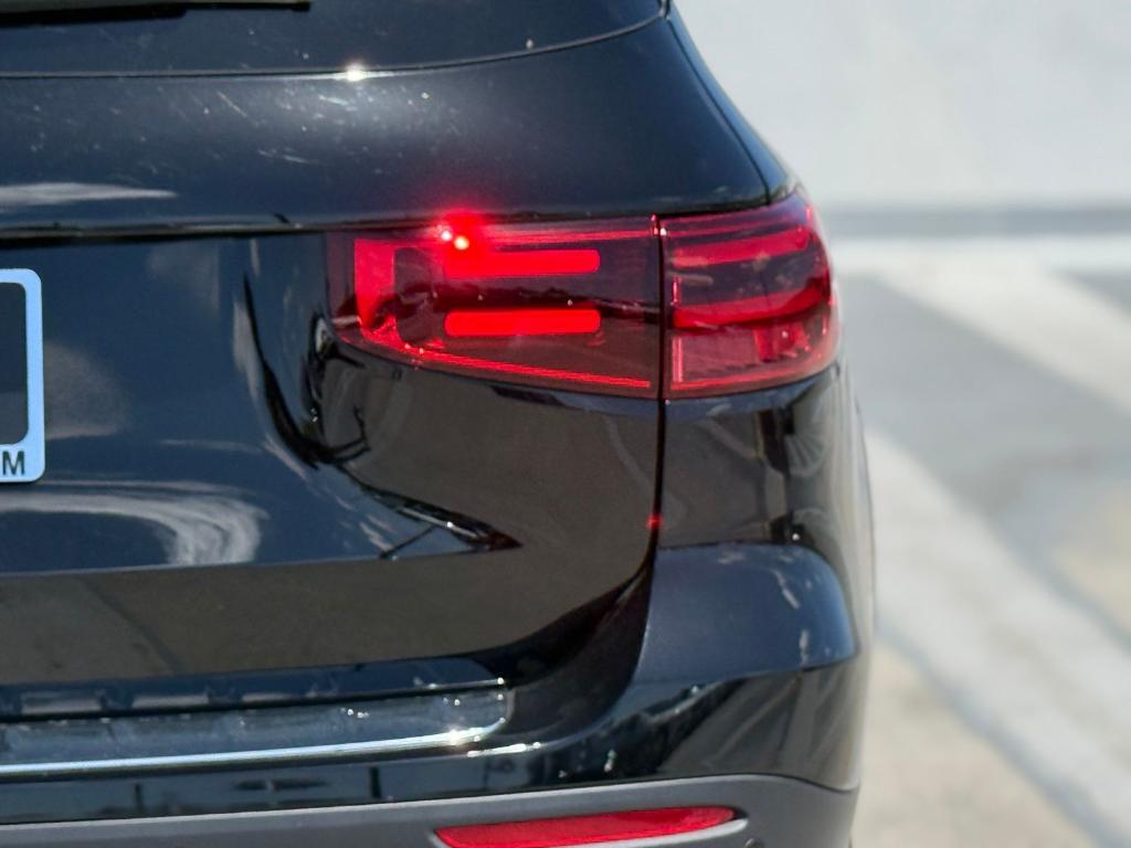 new 2026 Mercedes-Benz GLB 250 car, priced at $49,915