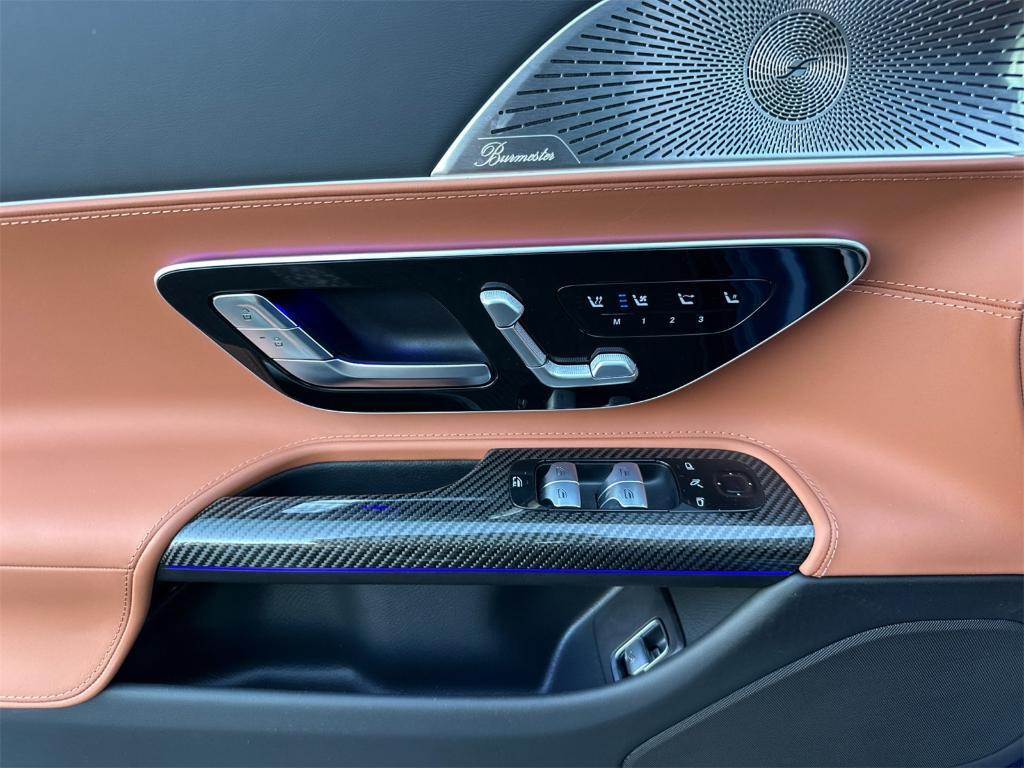 new 2026 Mercedes-Benz AMG SL 43 car, priced at $129,660