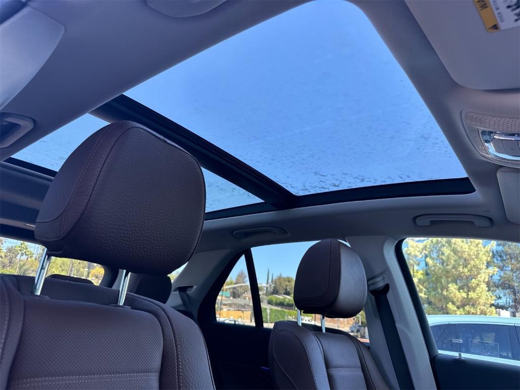 new 2026 Mercedes-Benz GLE 450 car, priced at $88,260