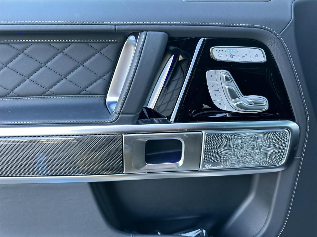 new 2025 Mercedes-Benz G-Class car, priced at $189,705