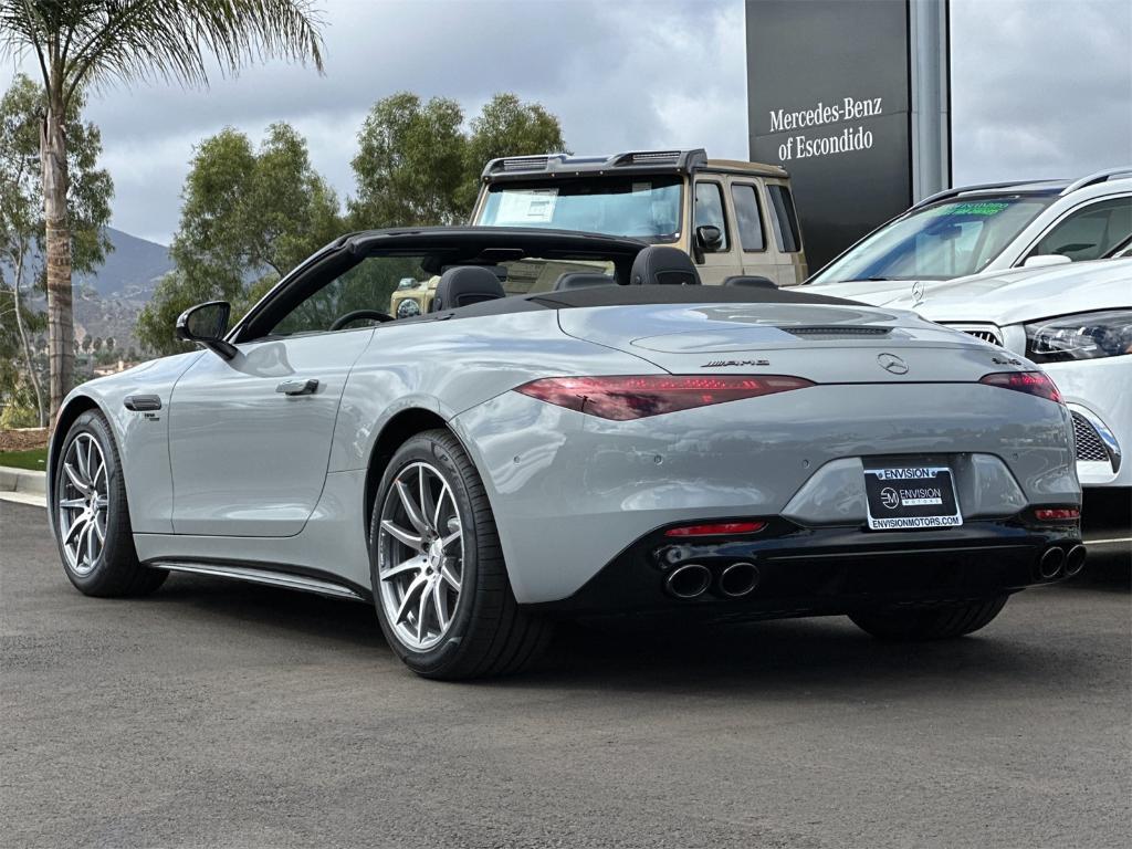new 2025 Mercedes-Benz AMG SL 43 car, priced at $118,330