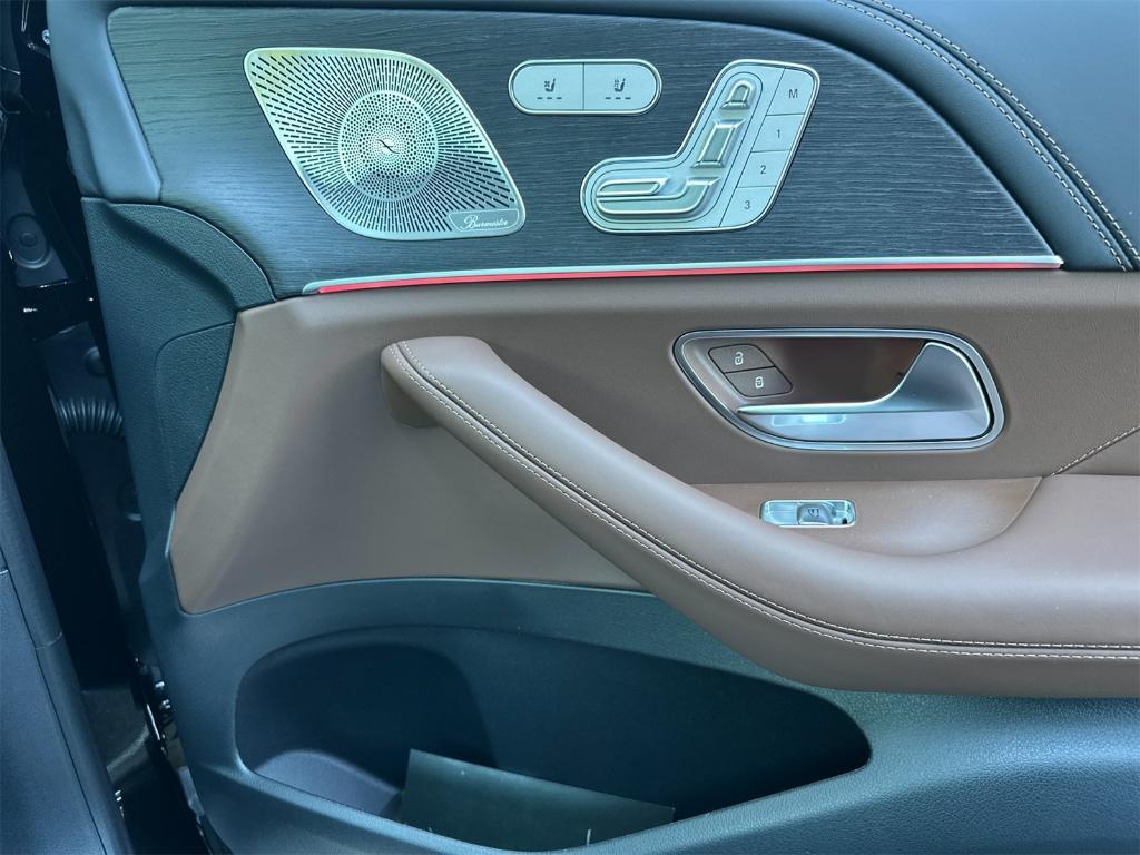 new 2026 Mercedes-Benz AMG GLE 63 car, priced at $137,780