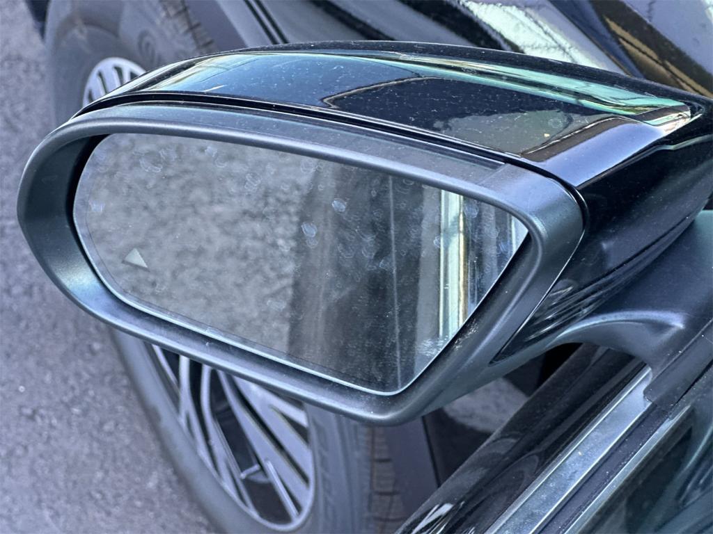 new 2026 Mercedes-Benz GLB 250 car, priced at $49,990