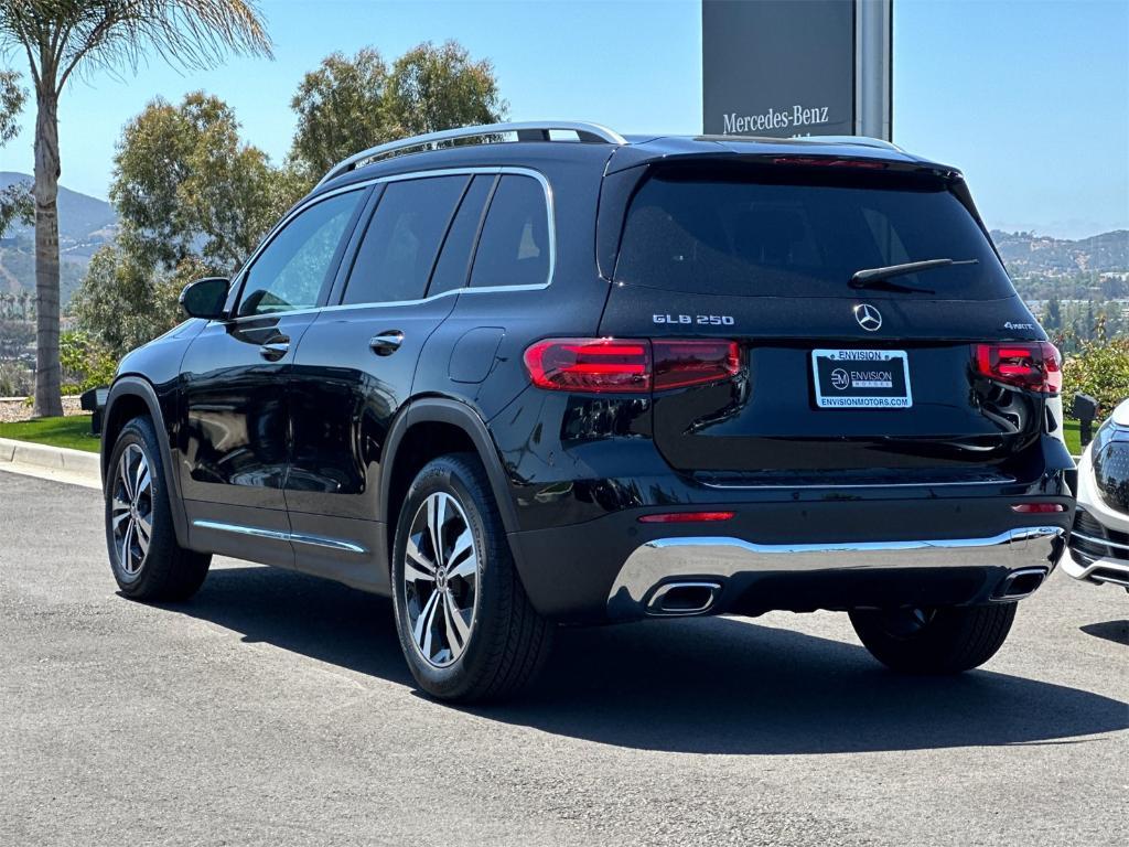 new 2025 Mercedes-Benz GLB 250 car, priced at $49,870