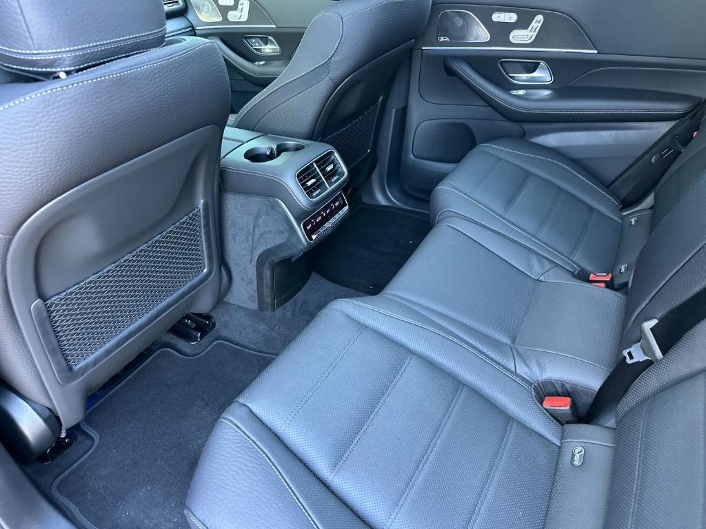 new 2026 Mercedes-Benz GLS 580 car, priced at $124,545