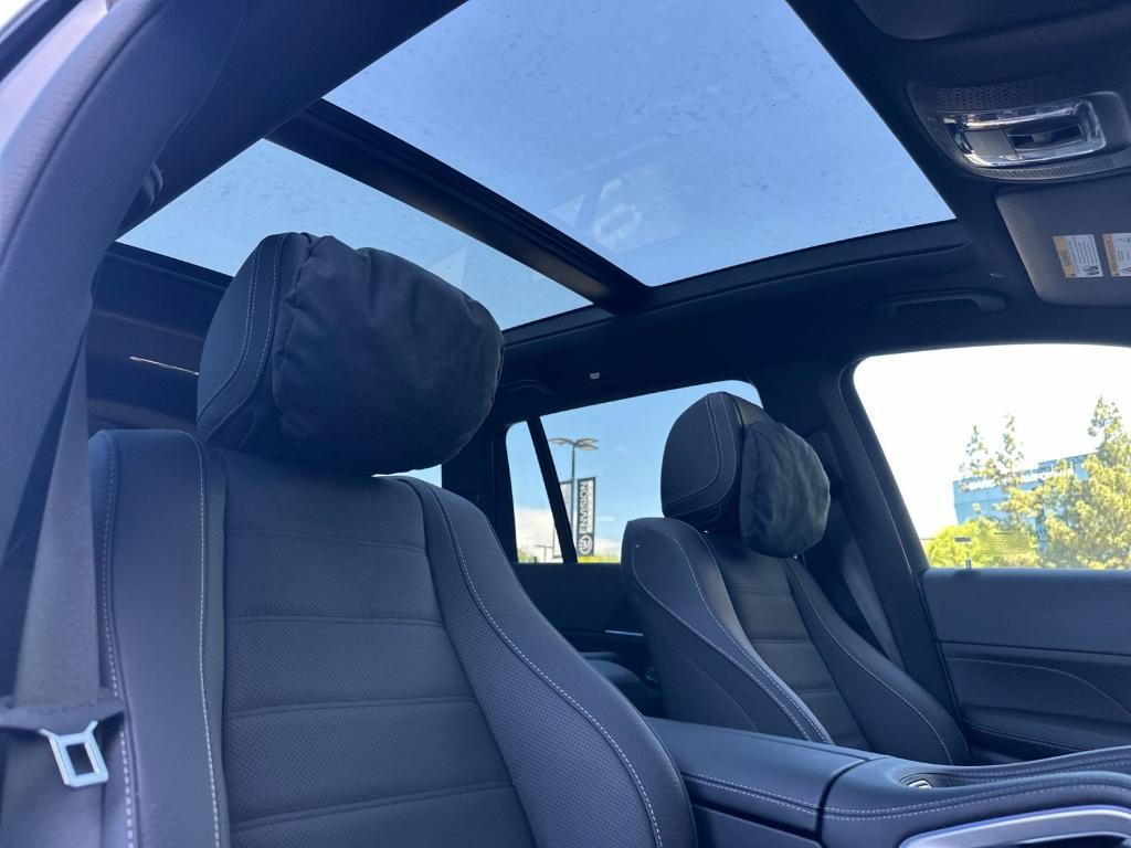 new 2026 Mercedes-Benz GLS 580 car, priced at $124,545