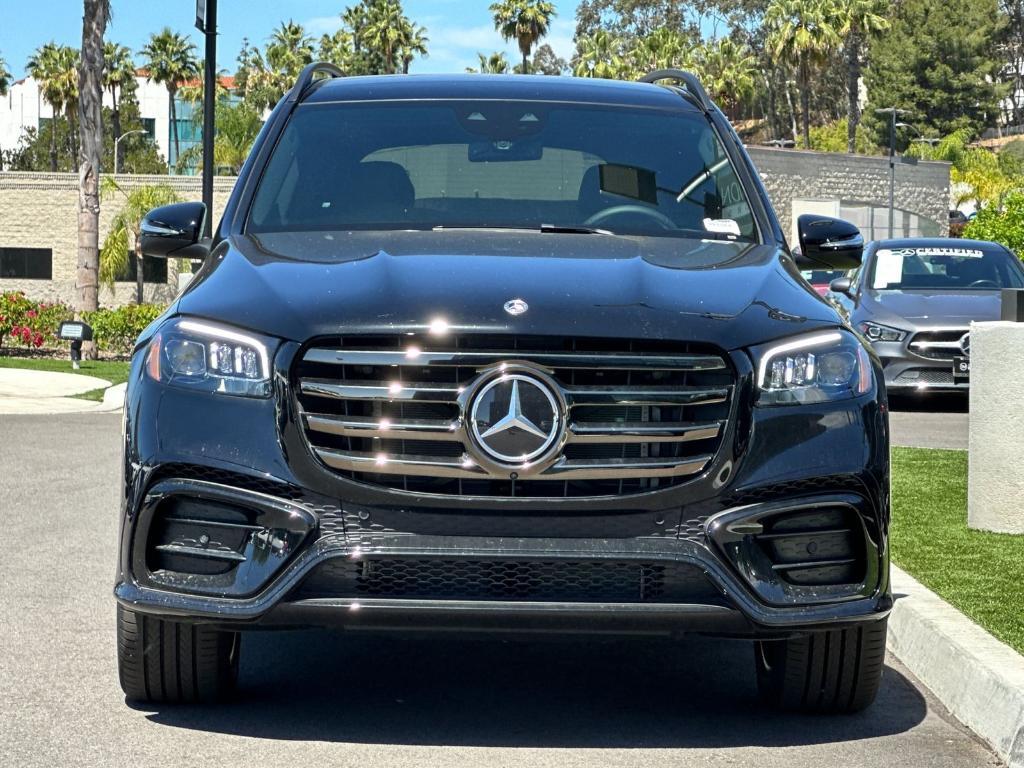 new 2026 Mercedes-Benz GLS 580 car, priced at $124,545