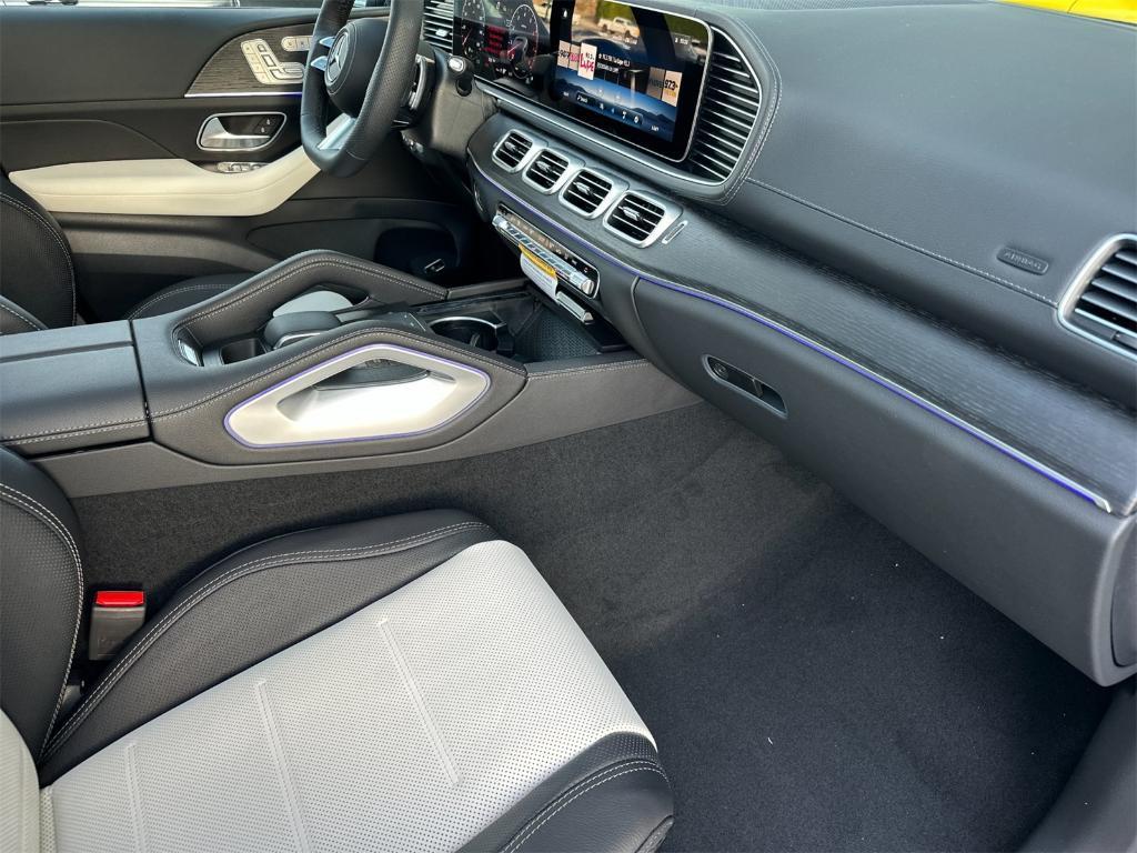 new 2026 Mercedes-Benz GLE 450 car, priced at $95,700