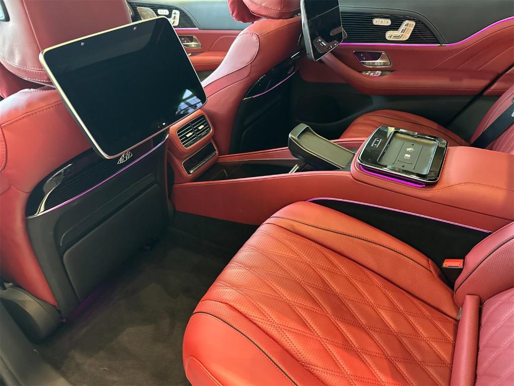 new 2026 Mercedes-Benz Maybach GLS 600 car, priced at $219,850
