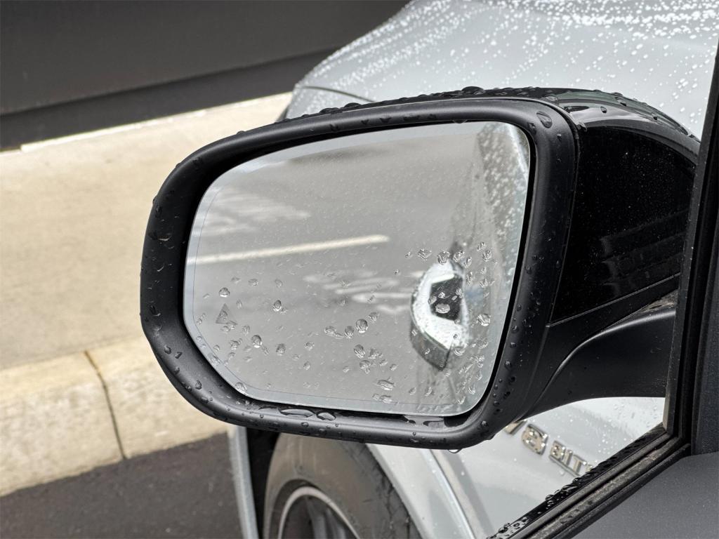 new 2025 Mercedes-Benz AMG GLE 63 car, priced at $138,765