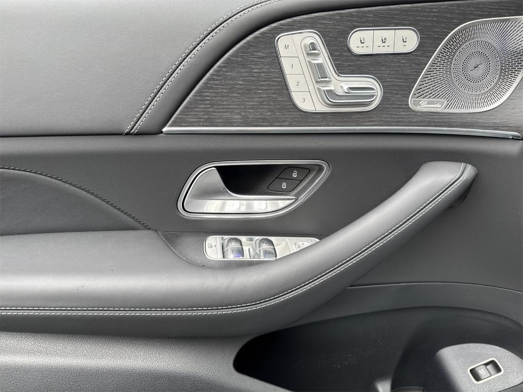 new 2025 Mercedes-Benz AMG GLE 63 car, priced at $138,765