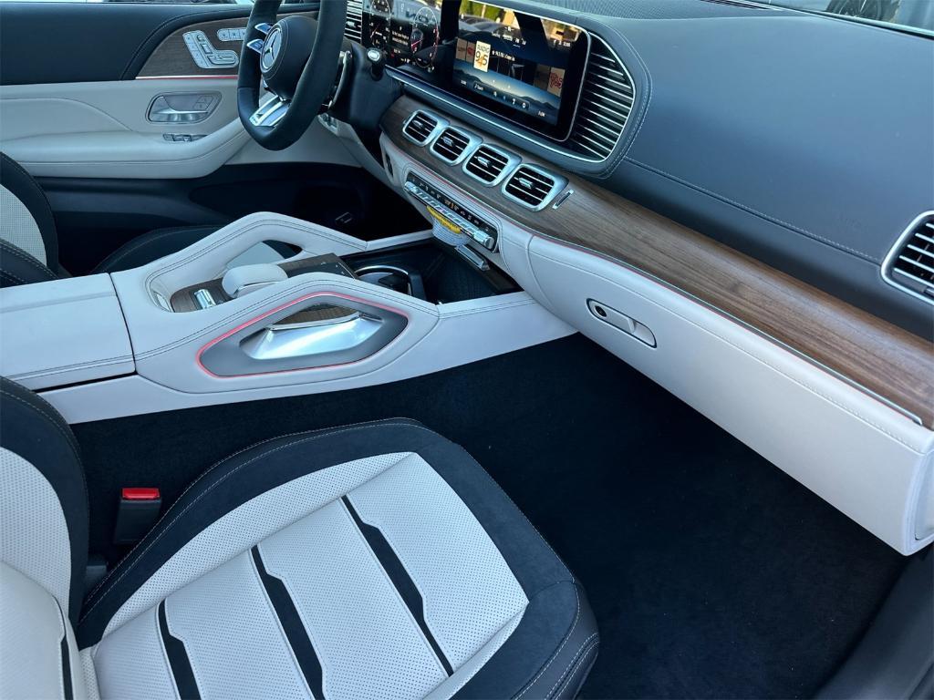 new 2026 Mercedes-Benz AMG GLE 53 car, priced at $108,525