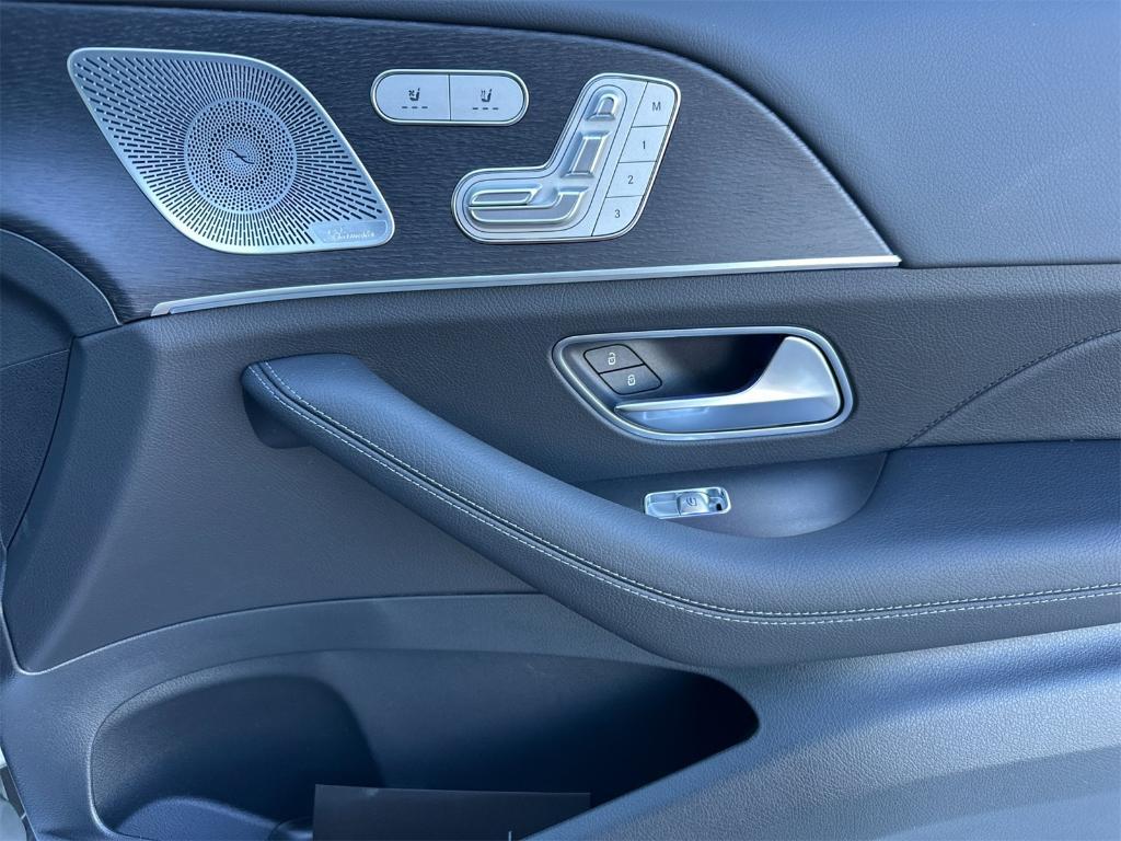 new 2026 Mercedes-Benz GLE 450 car, priced at $87,370