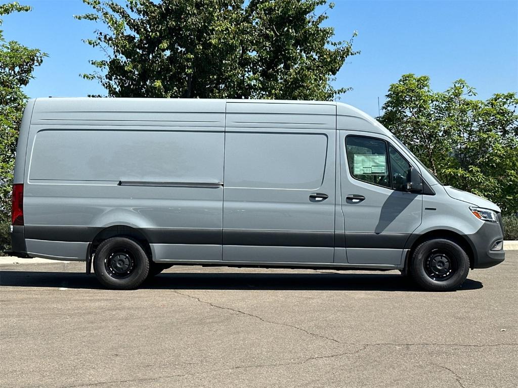 new 2024 Mercedes-Benz eSprinter 2500 car, priced at $92,018