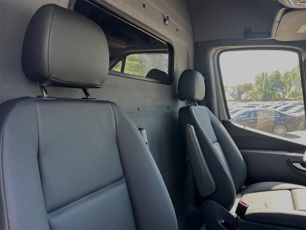 new 2024 Mercedes-Benz eSprinter 2500 car, priced at $92,018