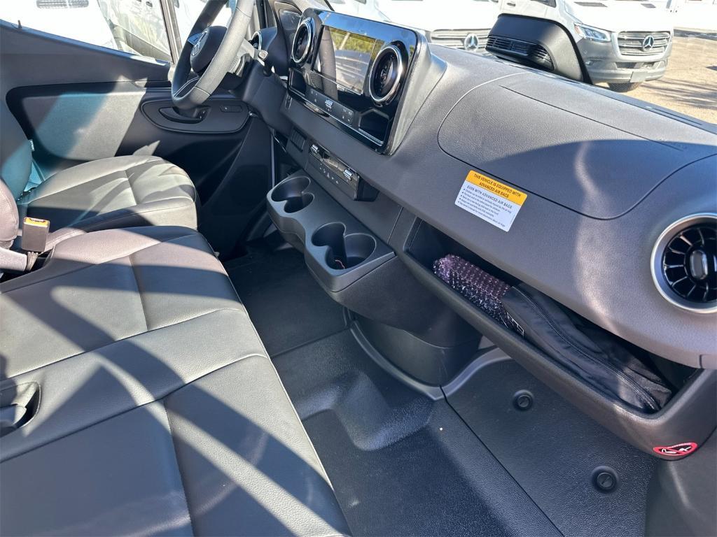 new 2025 Mercedes-Benz Sprinter 2500 car, priced at $74,992