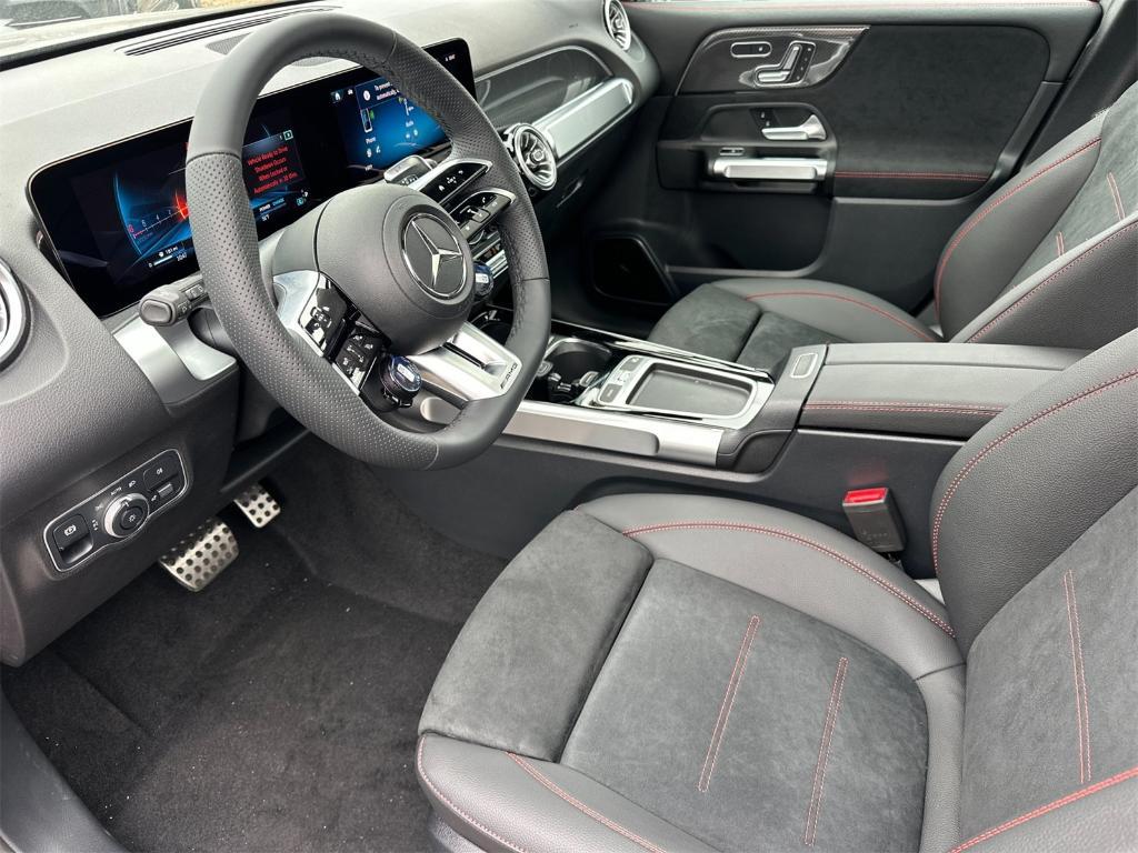 new 2025 Mercedes-Benz AMG GLB 35 car, priced at $62,360