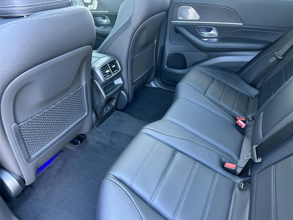 new 2026 Mercedes-Benz GLE 580 car, priced at $94,550