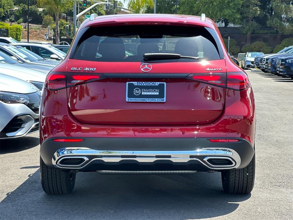 new 2025 Mercedes-Benz GLC 300 car, priced at $60,305