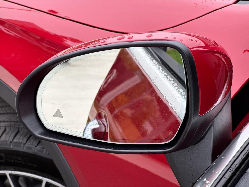 new 2025 Mercedes-Benz GLC 300 car, priced at $60,905