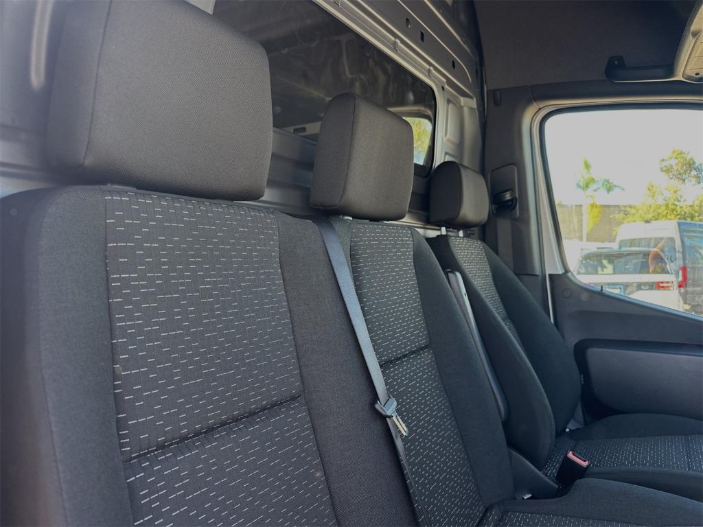 new 2025 Mercedes-Benz Sprinter 2500 car, priced at $66,762