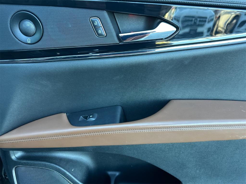 used 2022 Lincoln Nautilus car, priced at $29,897