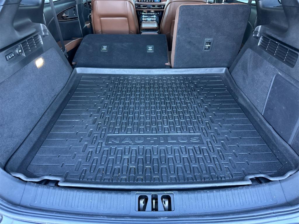 used 2022 Lincoln Nautilus car, priced at $29,897