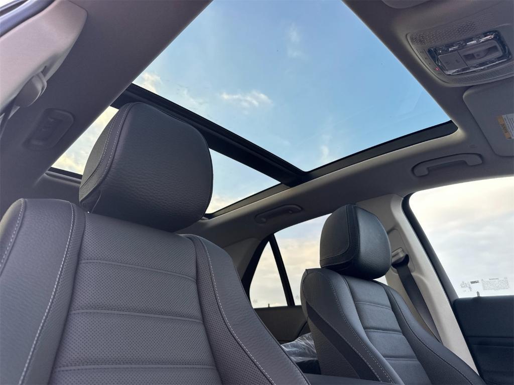 new 2026 Mercedes-Benz GLE 350 car, priced at $79,420