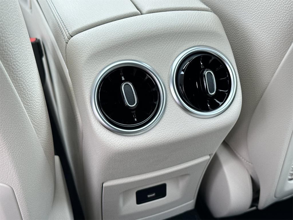 new 2025 Mercedes-Benz CLA 250 car, priced at $43,500