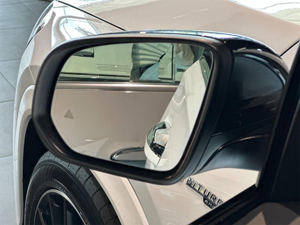 new 2025 Mercedes-Benz AMG GLS 63 car, priced at $158,795