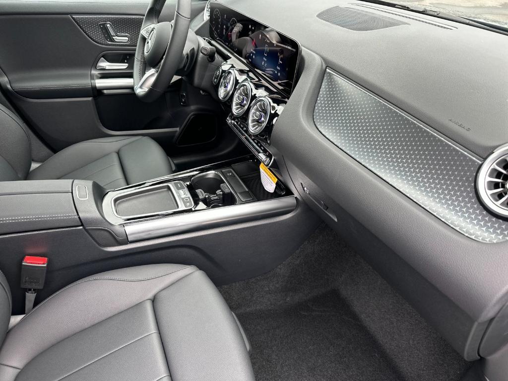 used 2025 Mercedes-Benz GLA 250 car, priced at $37,493